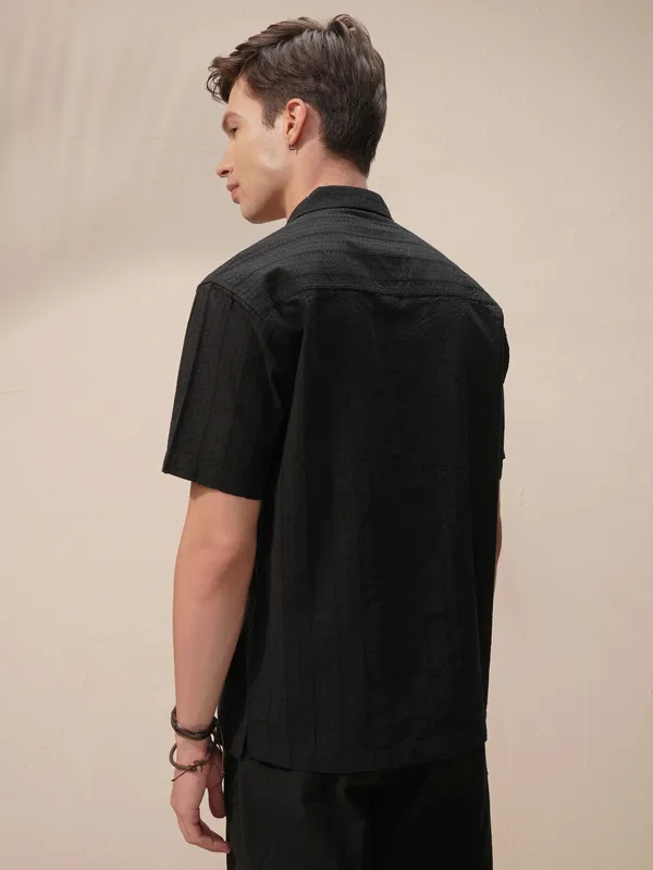 Highlander Men Black Self Design Oversized Fit Casual Shirt