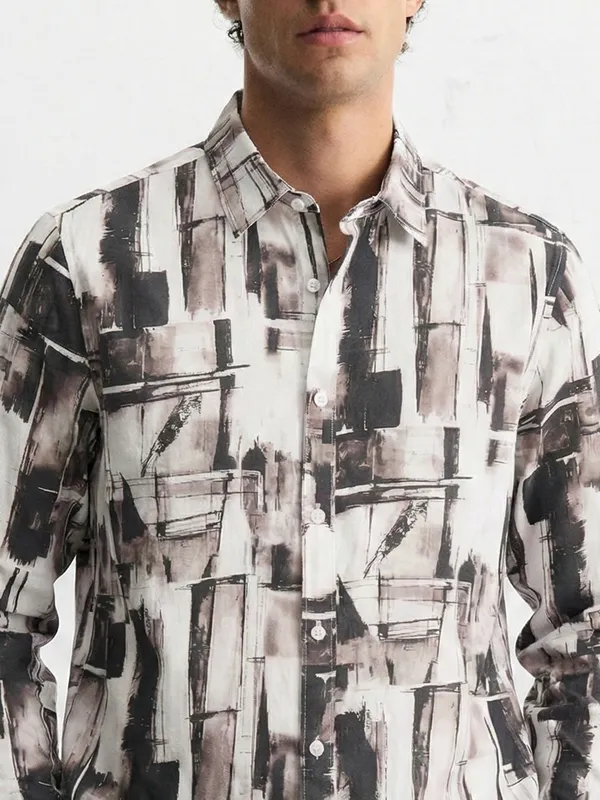Highlander Men Multi Printed Slim Fit Casual Shirt