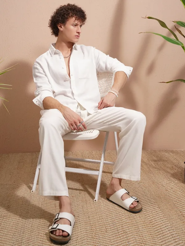 Highlander Men White Self Design Relaxed Fit Casual Shirt