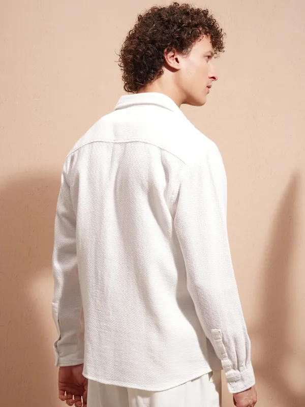 Highlander Men White Self Design Relaxed Fit Casual Shirt