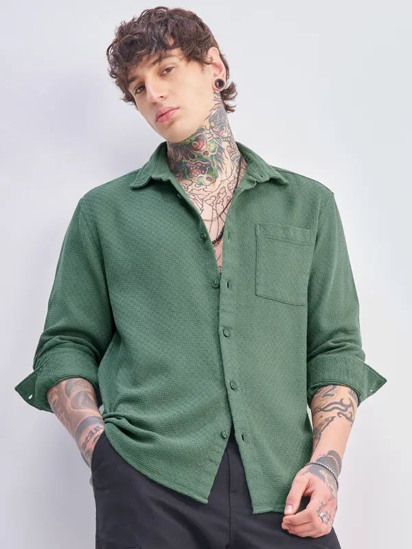 Highlander Men Green Self Design Relaxed Fit Casual Shirt