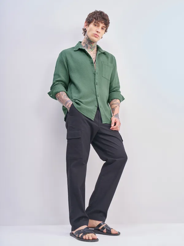 Highlander Men Green Self Design Relaxed Fit Casual Shirt