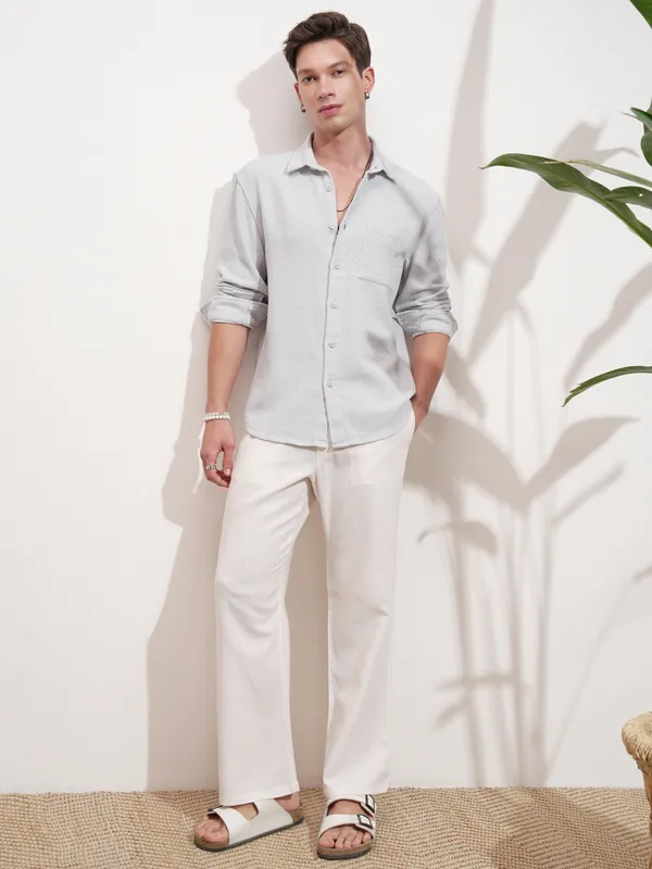 Highlander Men Grey Self Design Relaxed Fit Casual Shirt