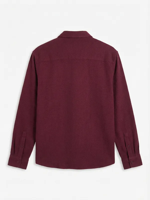 Highlander Men Burgundy Self Design Relaxed Fit Casual Shirt