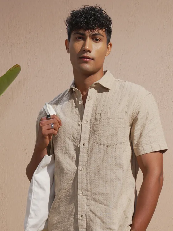 Highlander Men Beige Self Design Relaxed Fit Casual Shirt