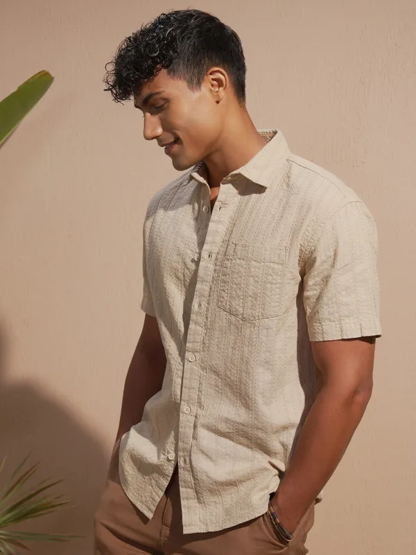 Highlander Men Beige Self Design Relaxed Fit Casual Shirt