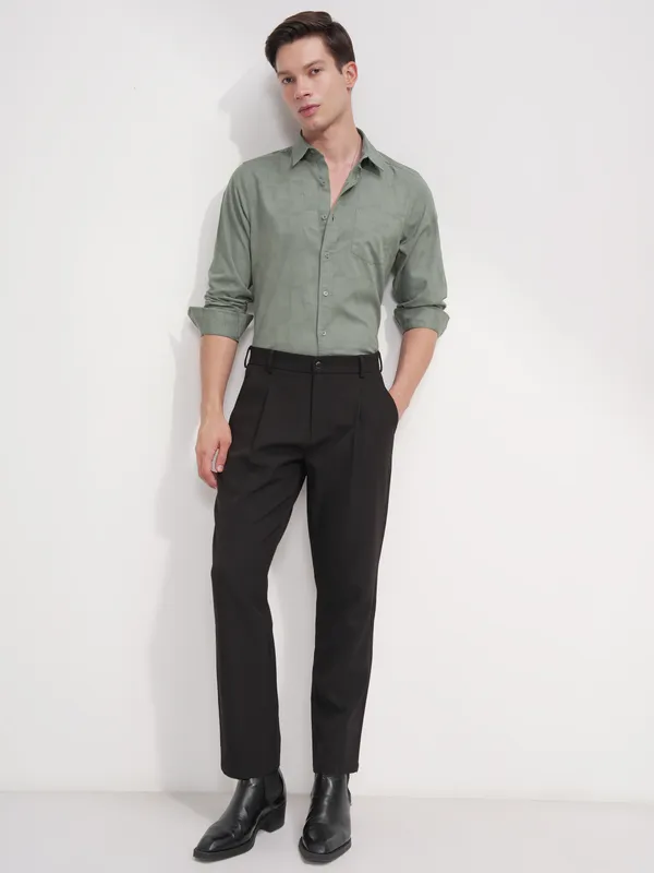 Highlander Men Green Self Design Slim Fit Casual Shirt