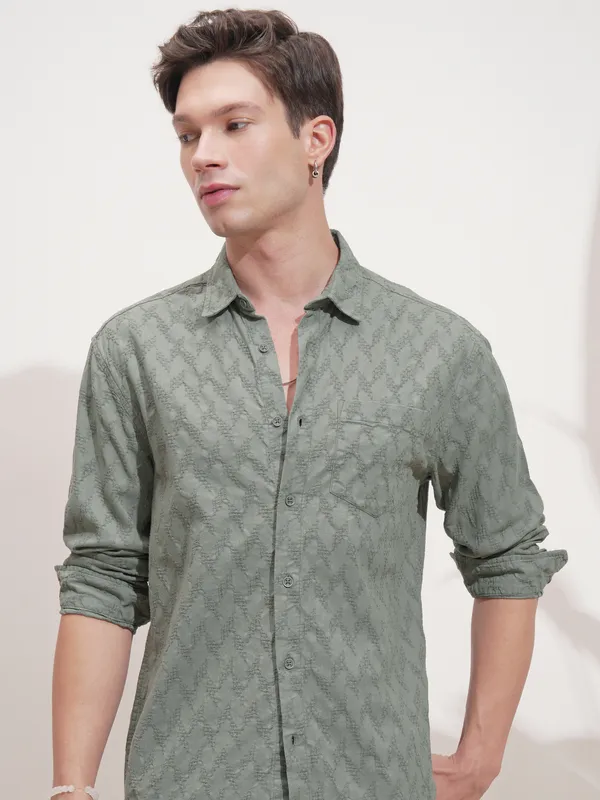 Highlander Men Green Self Design Relaxed Fit Casual Shirt