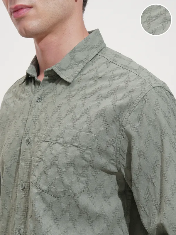 Highlander Men Green Self Design Relaxed Fit Casual Shirt