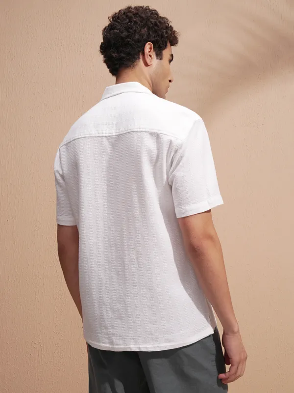 Highlander Men White Self Design Relaxed Fit Casual Shirt