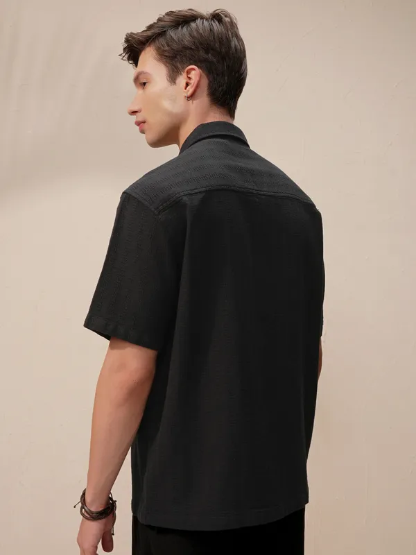 Highlander Men Black Self Design Relaxed Fit Casual Shirt