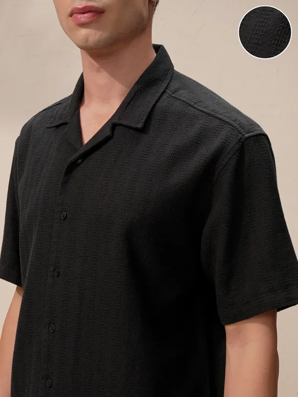 Highlander Men Black Self Design Relaxed Fit Casual Shirt