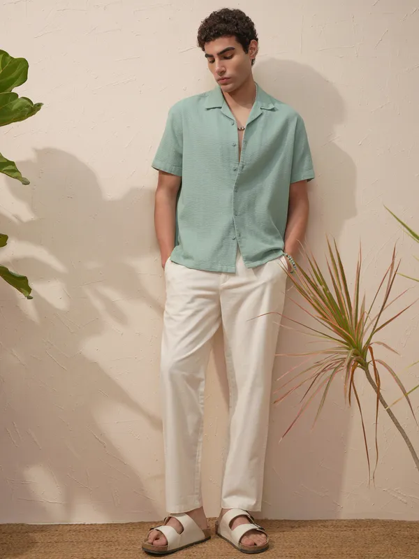 Highlander Men Blue Self Design Relaxed Fit Casual Shirt