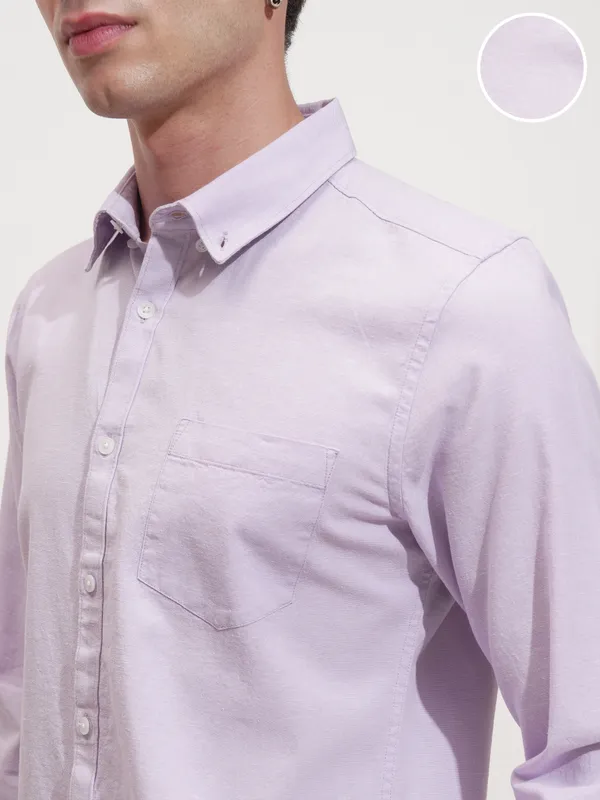 Highlander Men Lavender Self Design Slim Fit Casual Shirt
