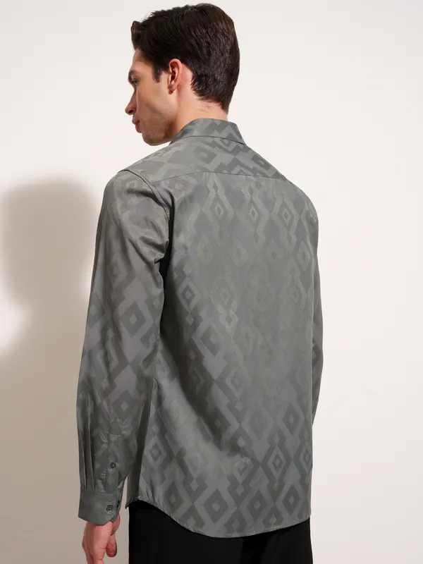 Highlander Men Grey Self Design Slim Fit Casual Shirt