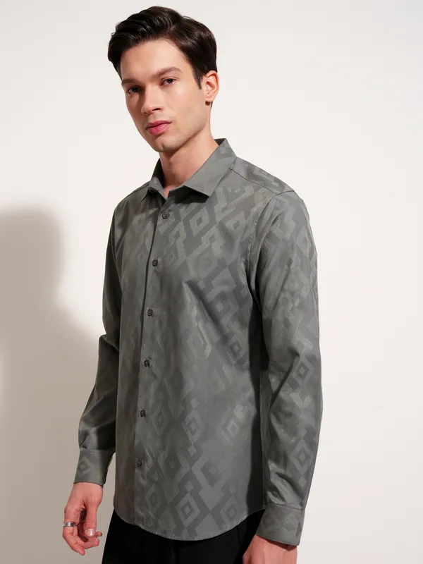 Highlander Men Grey Self Design Slim Fit Casual Shirt