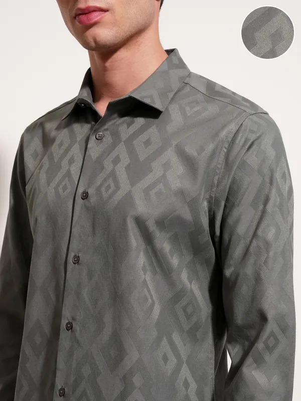 Highlander Men Grey Self Design Slim Fit Casual Shirt