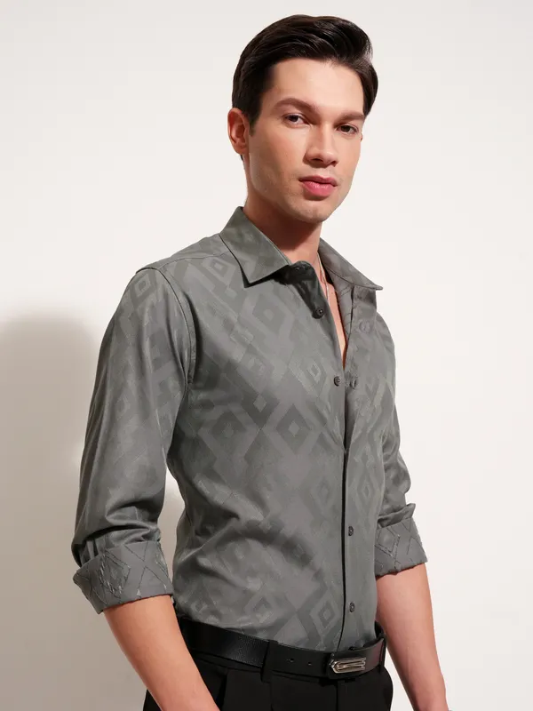 Highlander Men Grey Self Design Slim Fit Casual Shirt