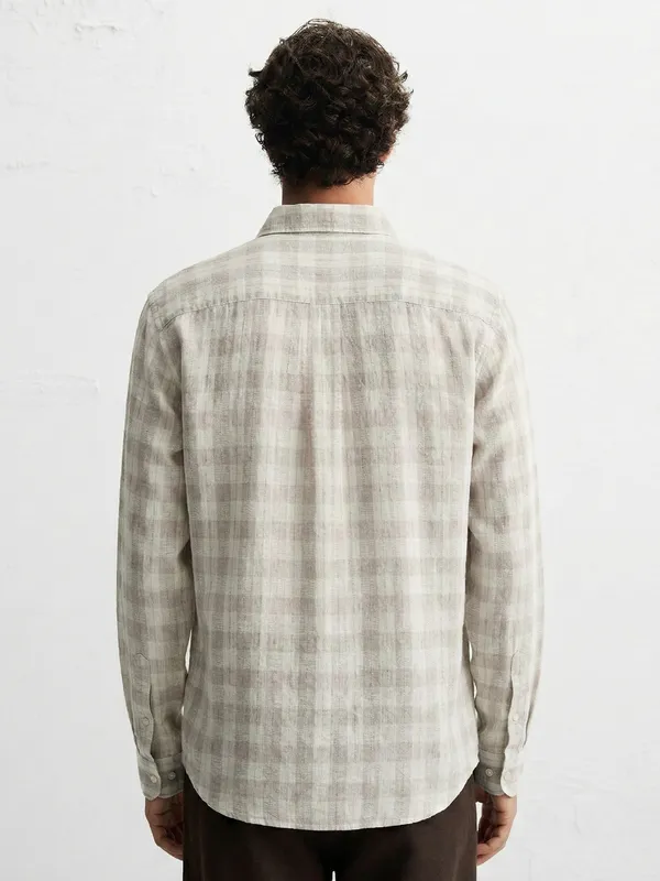 Highlander Men Grey Checked Relaxed Fit Casual Shirt