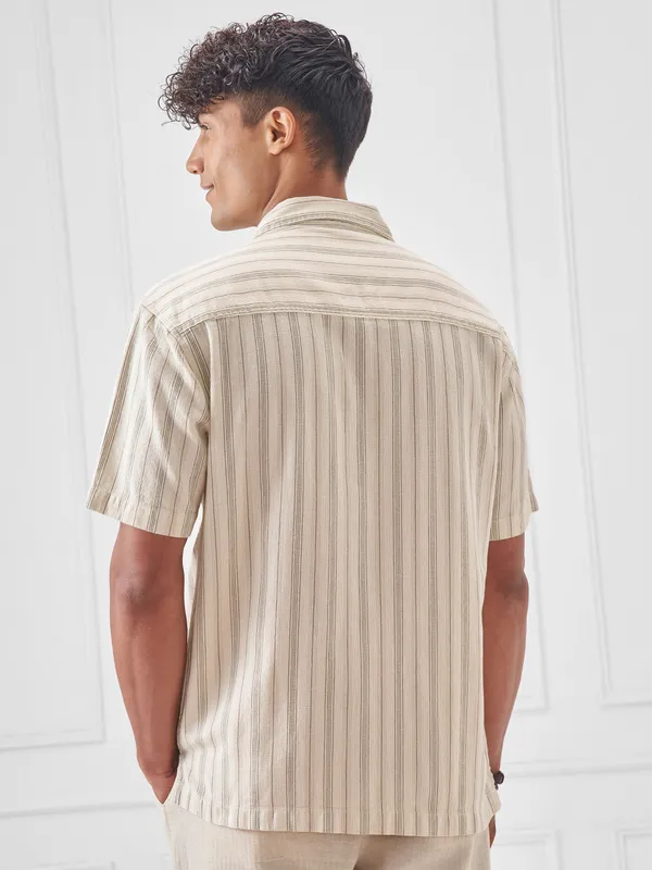 Highlander Men Cream Striped Relaxed Fit Casual Shirt