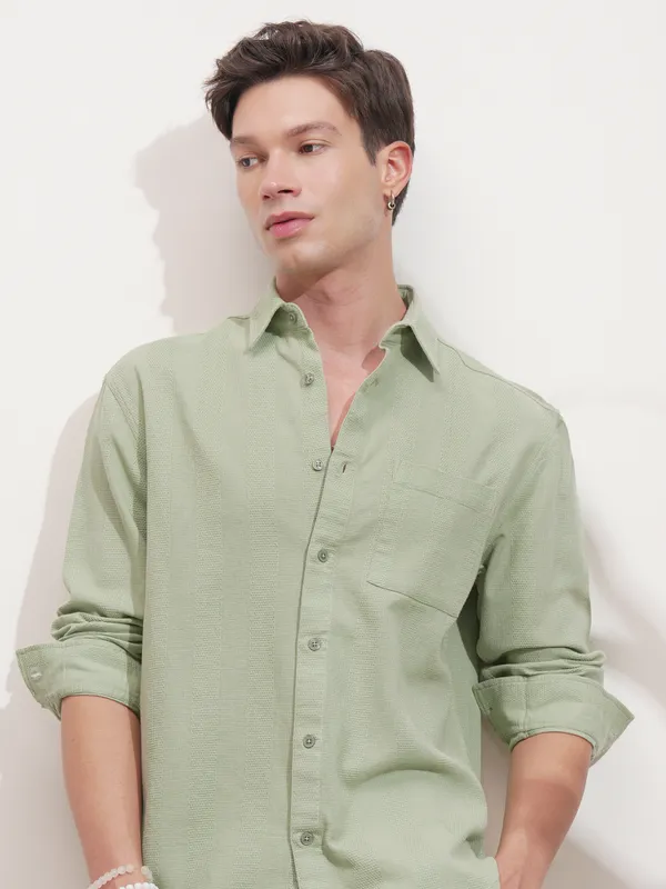 Men Relaxed Fit Casual Shirt