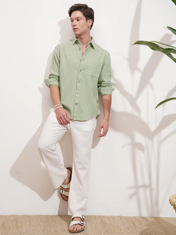 Men Relaxed Fit Casual Shirt