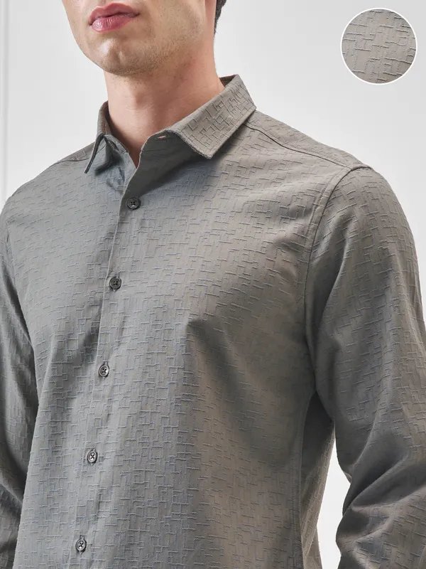 Highlander Men Olive Self Design Slim Fit Casual Shirt