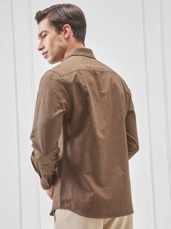 Men Slim Fit Casual Shirt