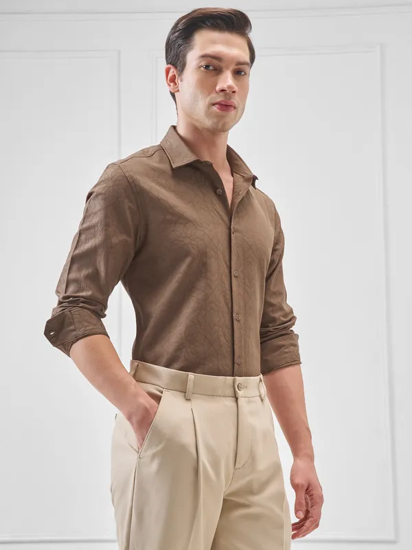 Men Slim Fit Casual Shirt