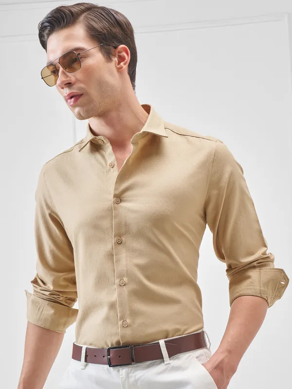Highlander Men Beige Self Design Slim Fit Casual Shirt