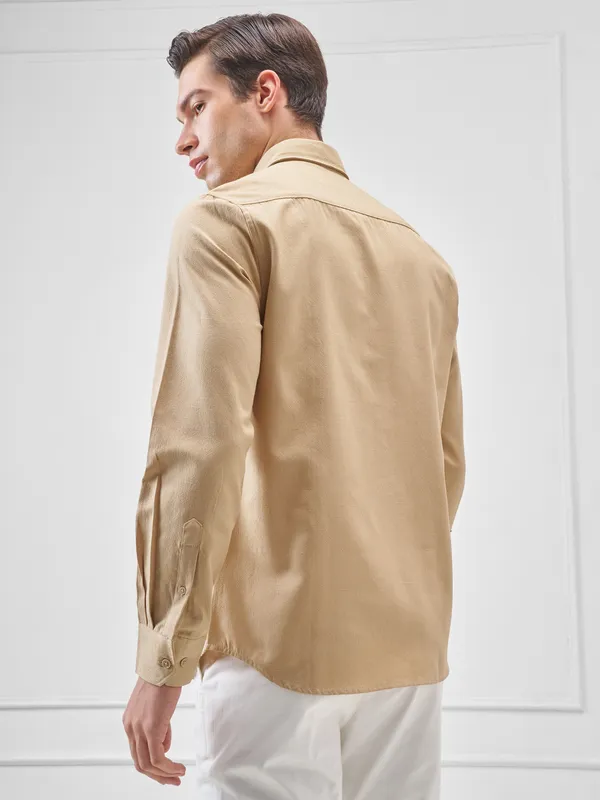 Highlander Men Beige Self Design Slim Fit Casual Shirt