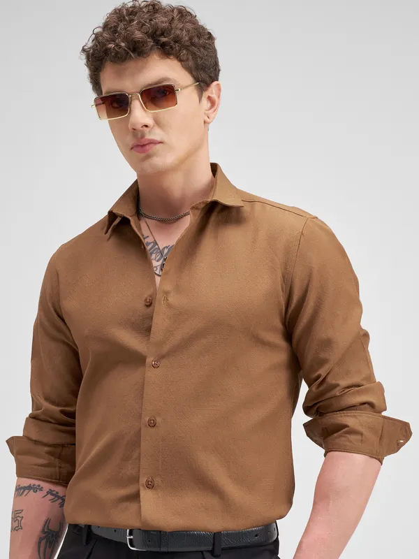 Men Slim Fit Casual Shirt