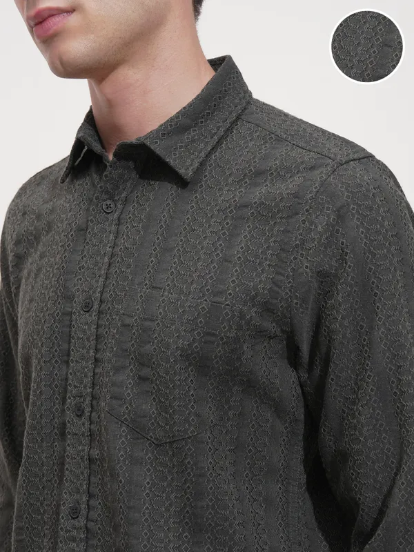 Highlander Men Grey Self Design Slim Fit Casual Shirt