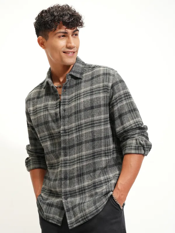 Men Relaxed Fit Casual Shirt