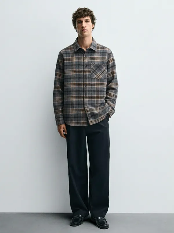 Highlander Men Green Checked Relaxed Fit Casual Shirt