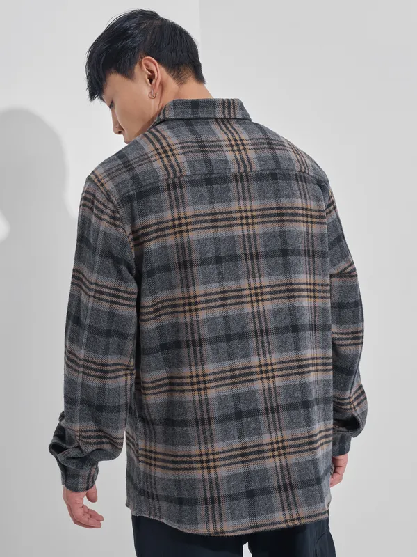 Highlander Men Green Checked Relaxed Fit Casual Shirt