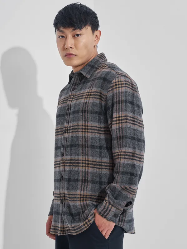 Highlander Men Green Checked Relaxed Fit Casual Shirt