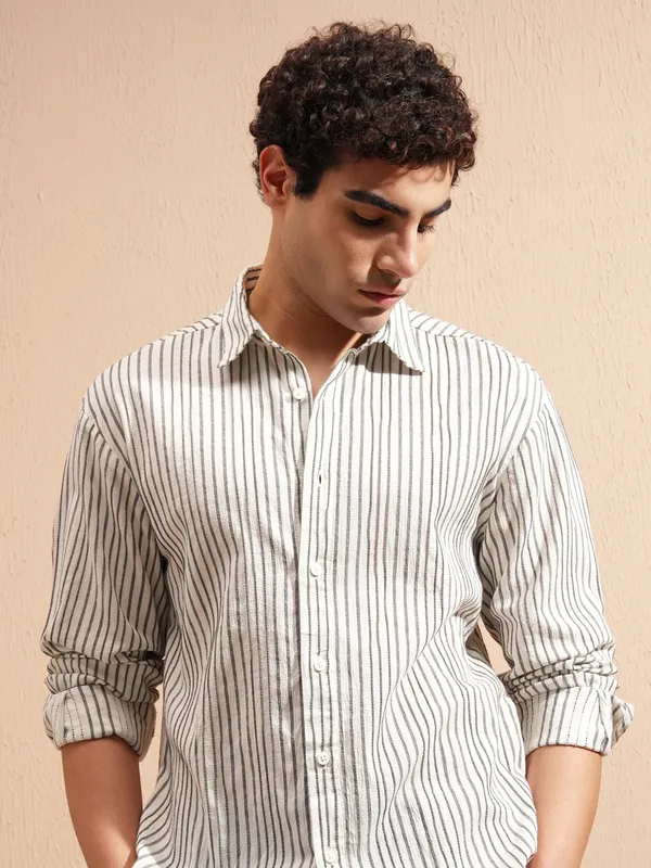 Highlander Men Cream Striped Relaxed Fit Casual Shirt