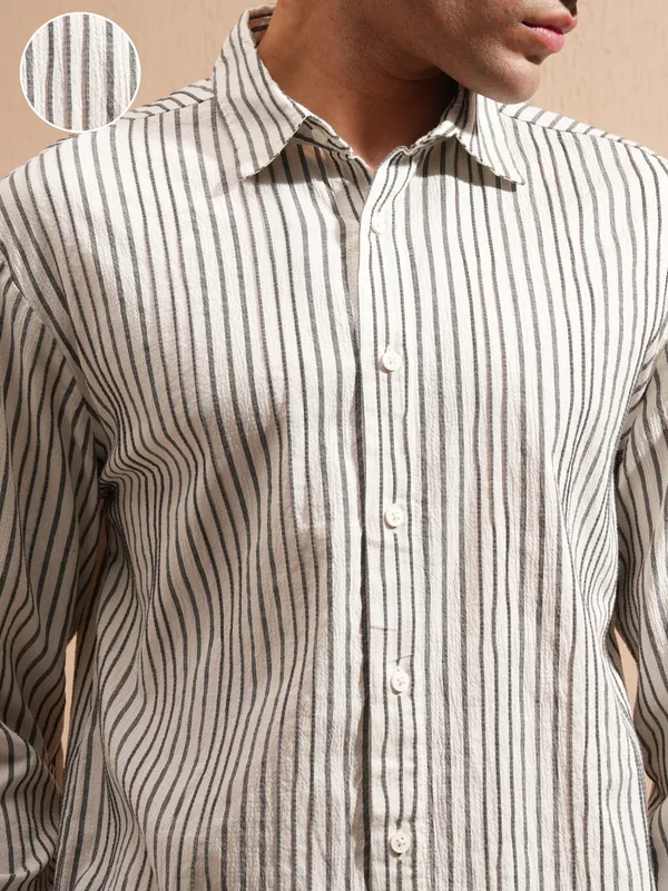 Highlander Men Cream Striped Relaxed Fit Casual Shirt