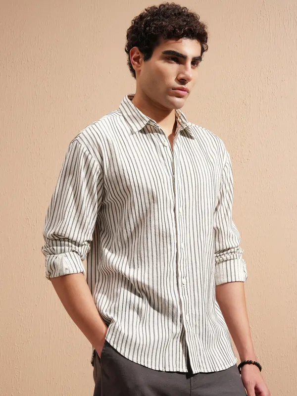 Highlander Men Cream Striped Relaxed Fit Casual Shirt