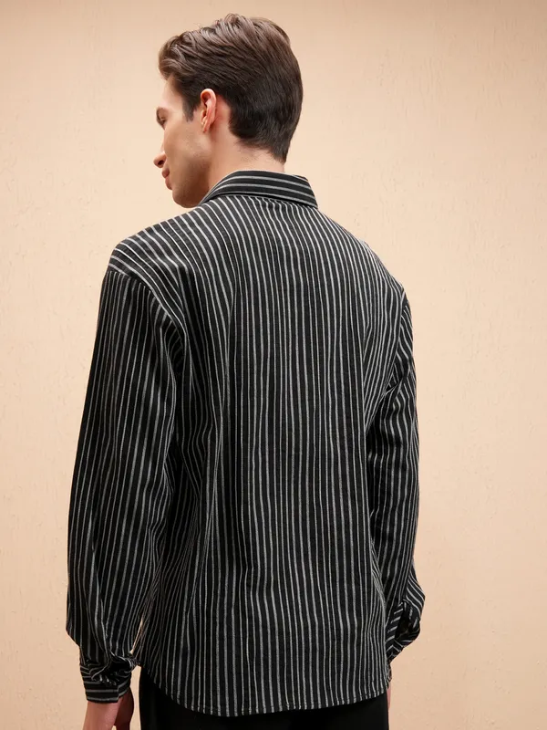 Highlander Men Black Striped Relaxed Fit Casual Shirt