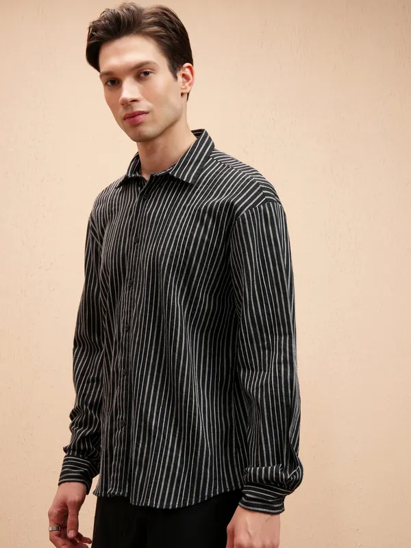 Highlander Men Black Striped Relaxed Fit Casual Shirt