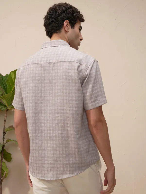 Highlander Men Lavender Checked Relaxed Fit Casual Shirt