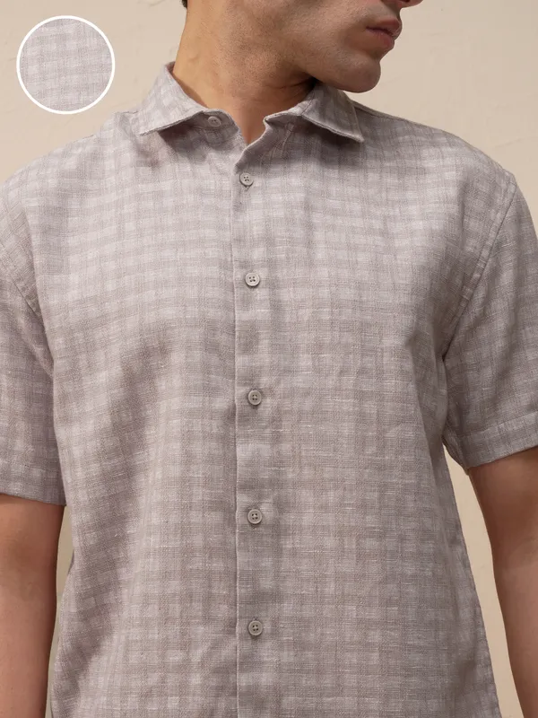 Highlander Men Lavender Checked Relaxed Fit Casual Shirt