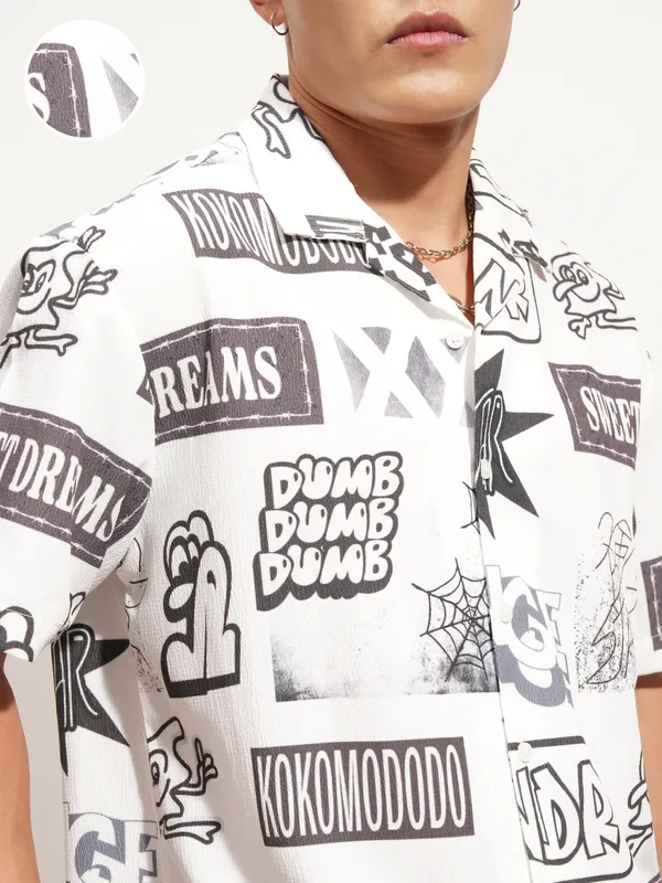 Highlander Men White Printed Relaxed Fit Casual Shirt