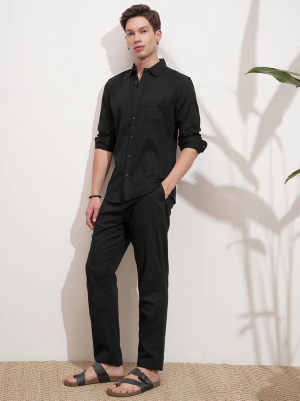 Highlander Men Black Self Design Slim Fit Casual Shirt