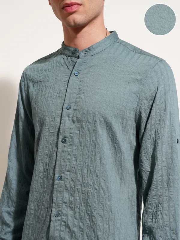 Highlander Men Blue Self Design Slim Fit Casual Shirt