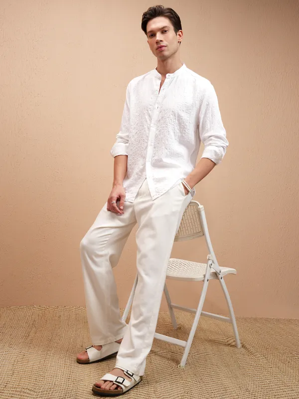 Men Slim Fit Casual Shirt
