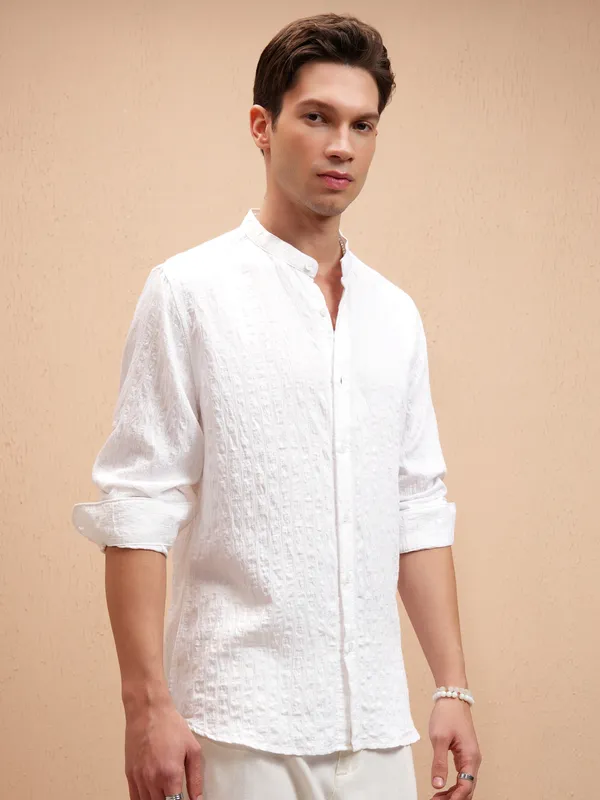 Men Slim Fit Casual Shirt