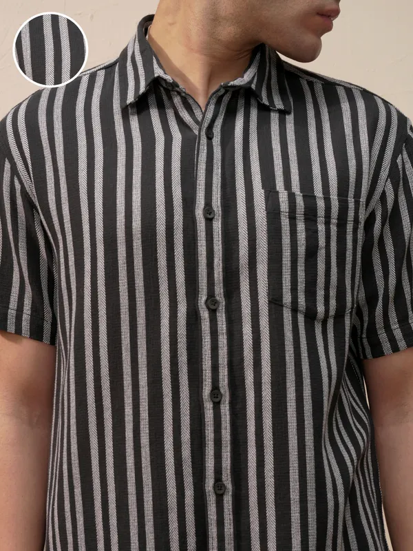 Highlander Men Black Striped Relaxed Fit Casual Shirt